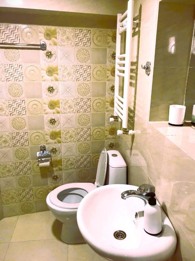 Apartment 19 Kutaiszi Kültér fotó